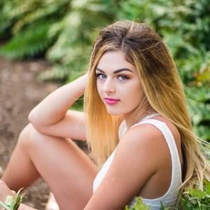 Meet your Posher, Mollee